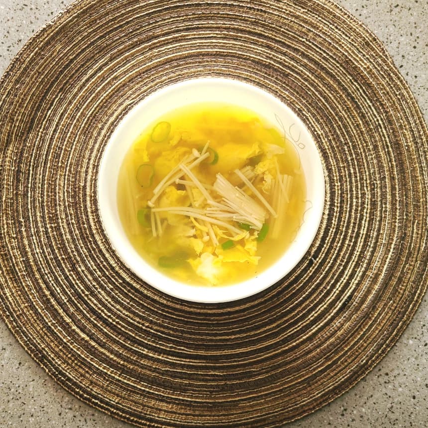 초간단 계란국 끓이는법 팽이버섯 계란국