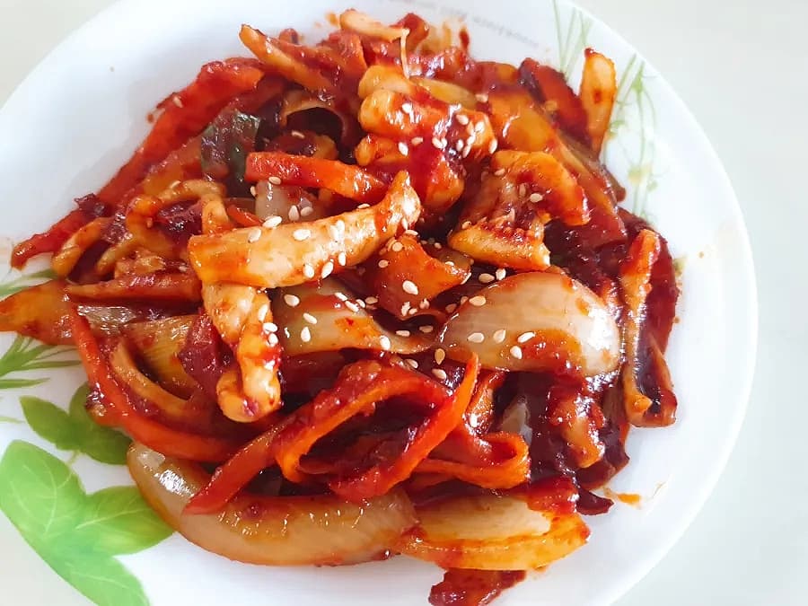 매콤 달달한 오징어 볶음 만들기