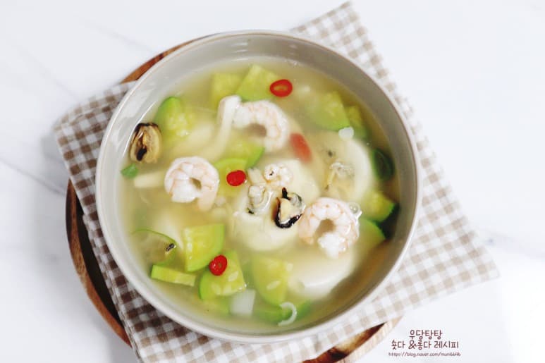 해물 순두부찌개끓이는법 맑은순두부국 맑은 순두부탕만들기 해물순두부