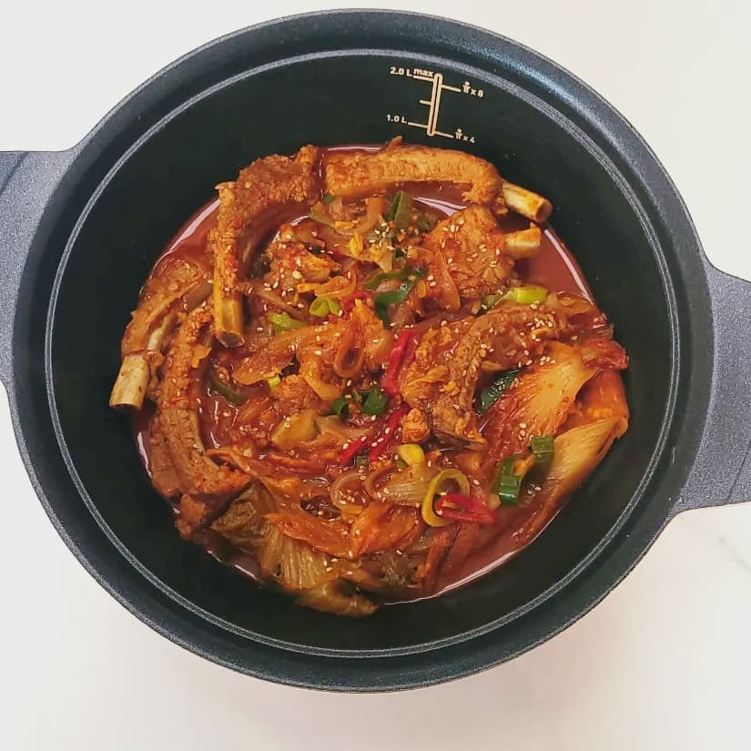 등갈비 김치찜 만드는법 돼지고기 묵은지 김치찜 레시피