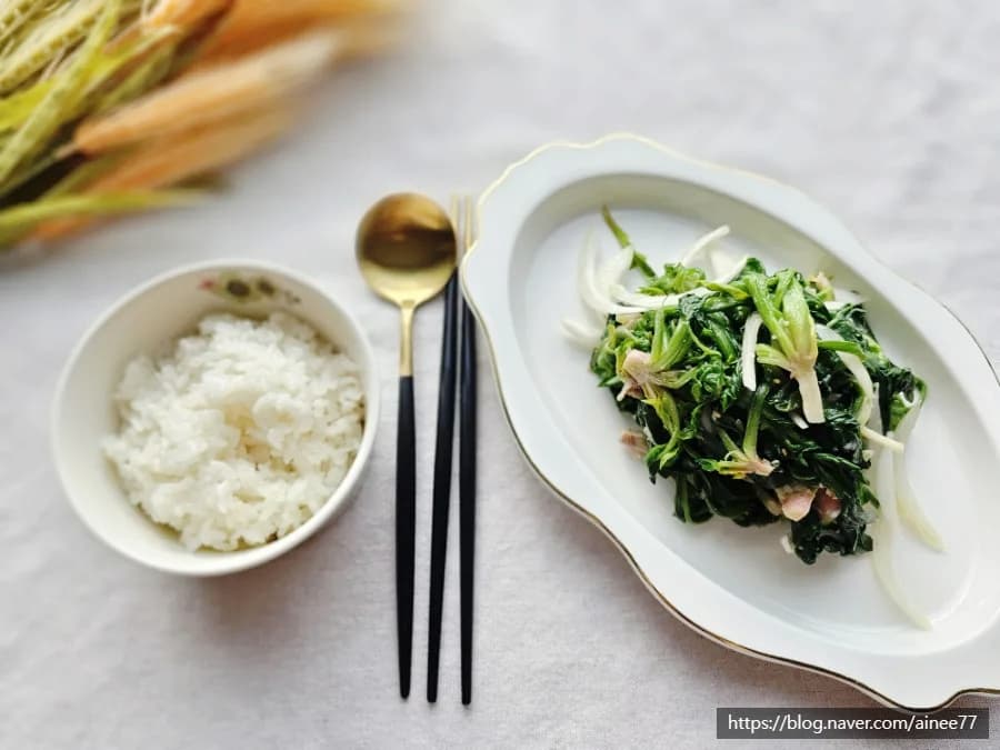 김대석 시금치무침 시금치나물 남해초 섬초 나물무침 feat. 양파 국간장