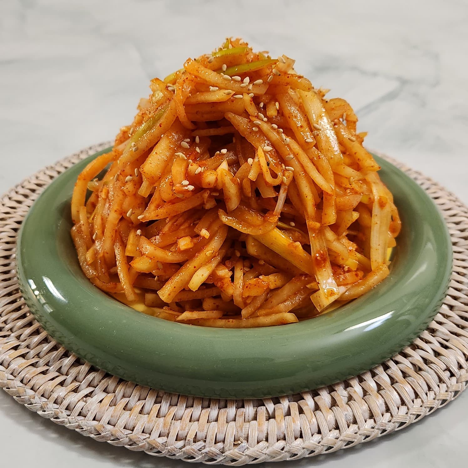 물 안생기는 새콤달콤 무생채 만들기