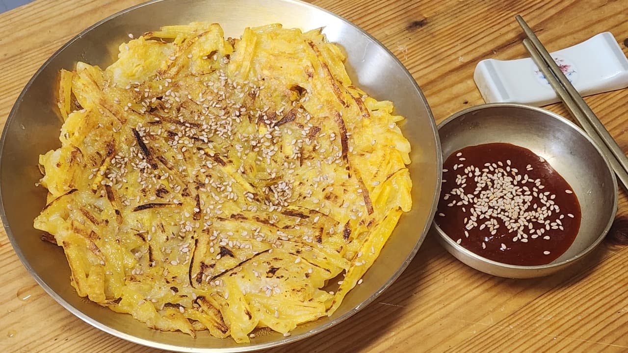 긴긴 겨울밤 간식 달달한 누렁호박전