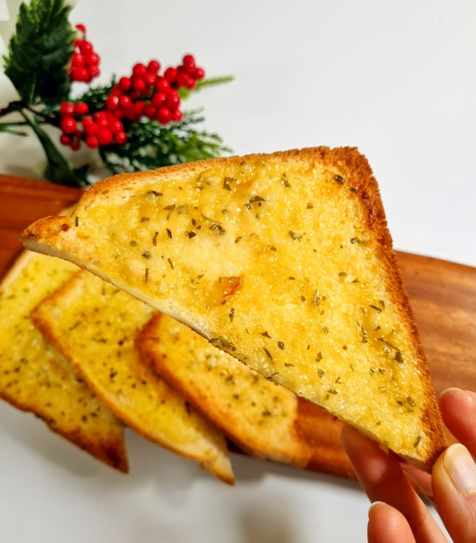 버터갈릭소스 만들기 마늘토스트 식빵 마늘빵만들기